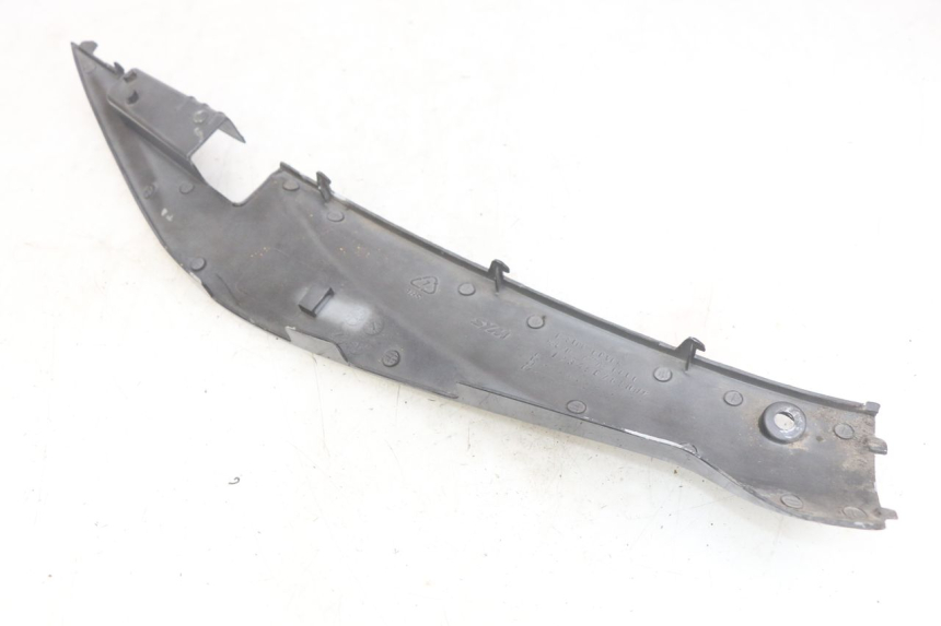 photo de BASSO DELLA SCATOLA SINISTRA SYM MIO 50 (2011 - 2017) - Dettaglio del componente