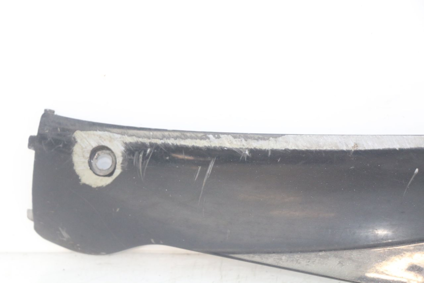 photo de BASSO DELLA SCATOLA SINISTRA SYM MIO 50 (2011 - 2017) - Stato della superficie e materiale