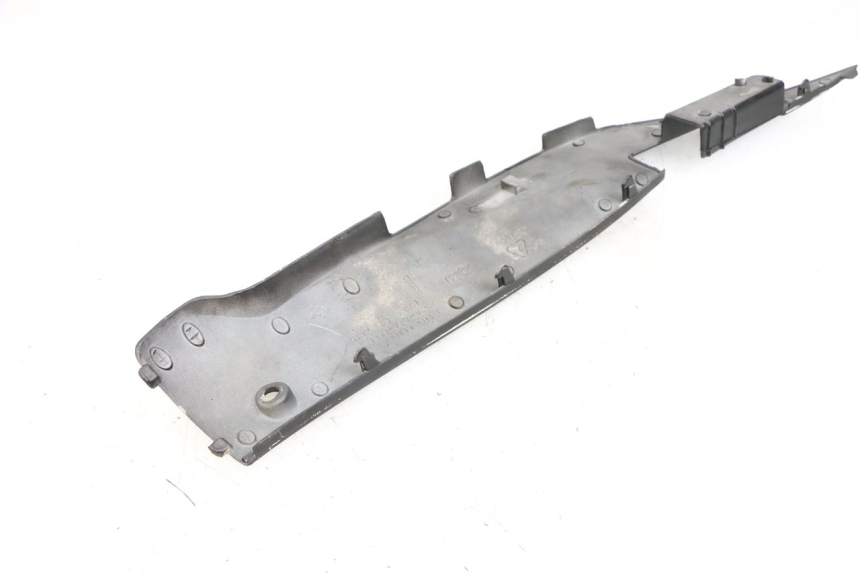 photo de SOTTOPEDANA SINISTRA SYM MIO 50 (2005 - 2010) - Altra angolazione