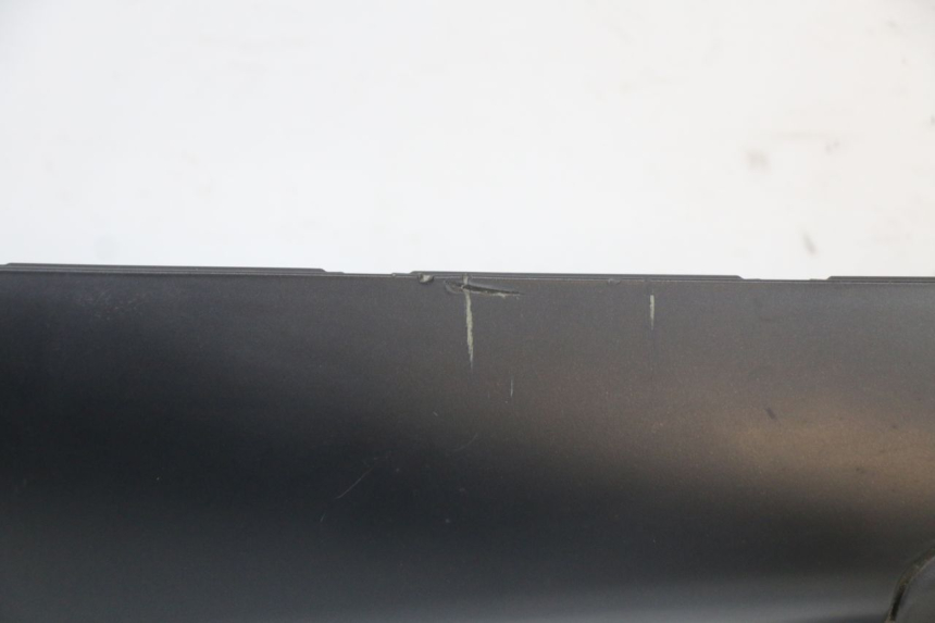 photo de SOTTOPEDANA SINISTRA PIAGGIO MP3 HPE 350 (2018 - 2020) - Zoom sullo stato d'uso