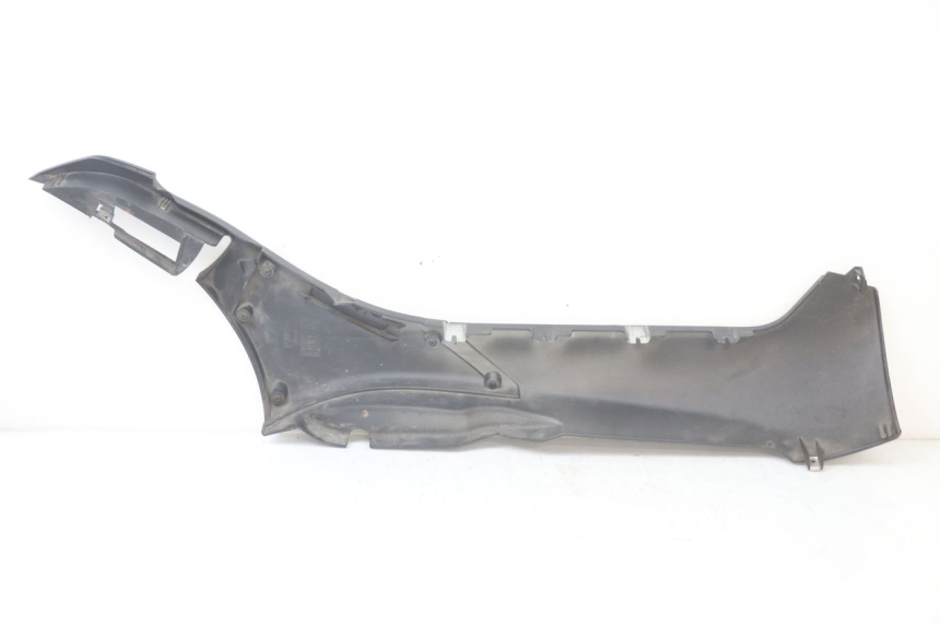 photo de SOTTOPEDANA SINISTRA PIAGGIO MP3 HPE 350 (2018 - 2020) - Dettagli dei punti di fissaggio