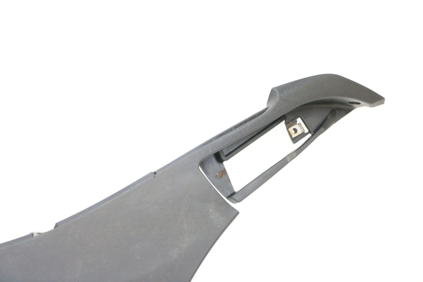 photo de SOTTOPEDANA SINISTRA PIAGGIO MP3 HPE 350 (2018 - 2020) - Zoom sui componenti