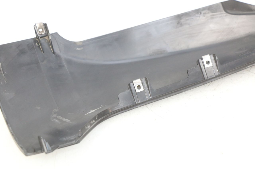 photo de BASSO DELLA SCATOLA SINISTRA PIAGGIO MP3 LT 300 (2010 - 2016) - Altra angolazione