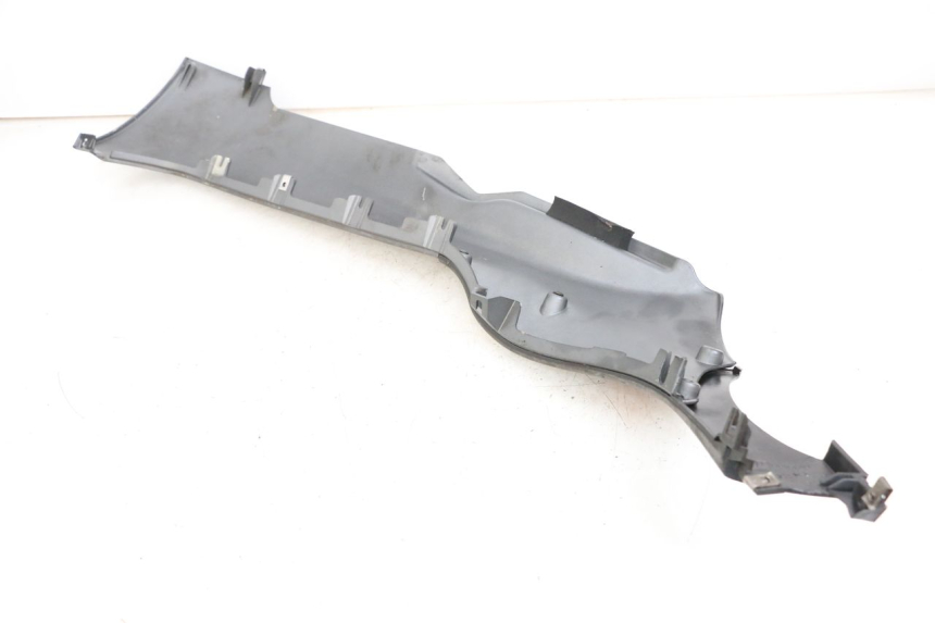 photo de BASSO DELLA SCATOLA SINISTRA PIAGGIO MP3 500 (2011 - 2015) - Primo piano tecnico