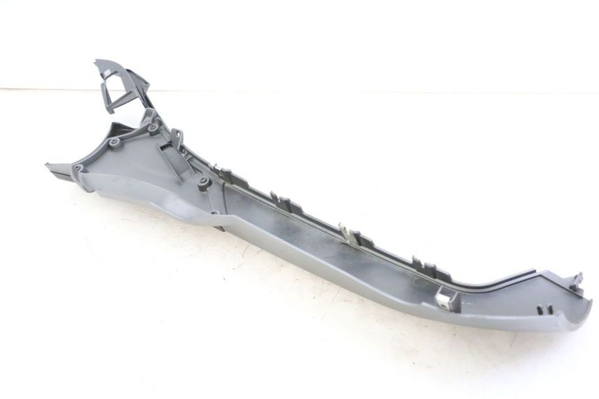 photo de SOTTOPEDANA SINISTRA PIAGGIO MP3 500 (2014 - 2017) - Zoom sullo stato d'uso