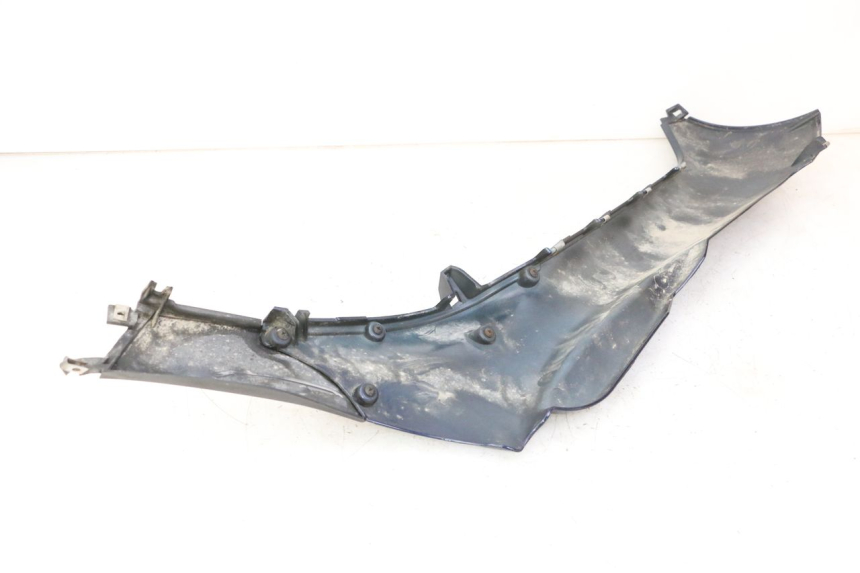 photo de SOTTOPEDANA SINISTRA PIAGGIO MP3 RL 250 (2006 - 2010) - Dettagli dei punti di fissaggio