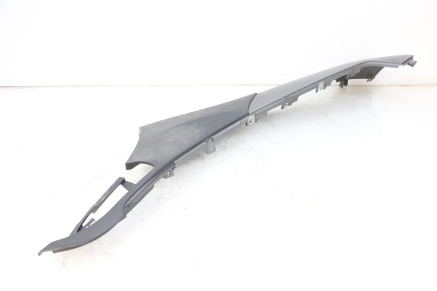 photo de SOTTOPEDANA SINISTRA PIAGGIO MP3 500 (2016 - 2018) - Vista d'insieme del prodotto