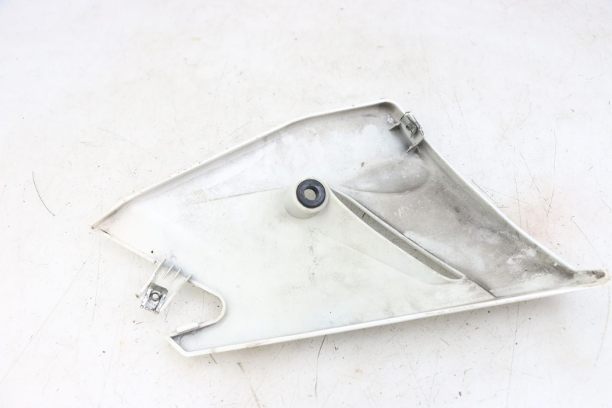 photo de SOTTOPEDANA SINISTRA MOTO GUZZI NORGE 8V GT 1200 (2011 - 2016) - Dettaglio del componente