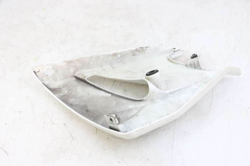 photo de SOTTOPEDANA SINISTRA MOTO GUZZI NORGE 8V GT 1200 (2011 - 2016) - Zoom sullo stato d'uso