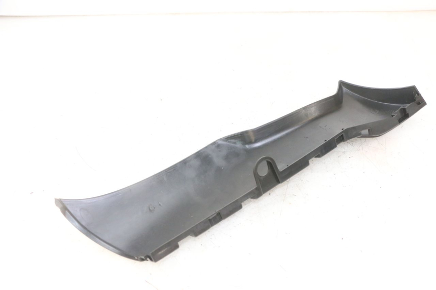 photo de SOTTOPEDANA SINISTRA PIAGGIO NRG POWER PUREJET 50 (2018 - 2021) - Primo piano tecnico