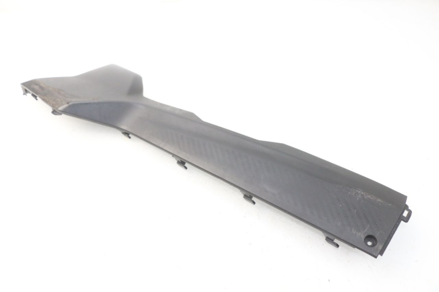 photo de BASSO DELLA SCATOLA SINISTRA SYM ORBIT III 3 4T 50 (2018 - 2021) - Dettagli dei punti di fissaggio