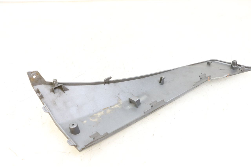 photo de SOTTOPEDANA SINISTRA PEUGEOT BELVILLE 125 (2017 - 2021) - Altra angolazione