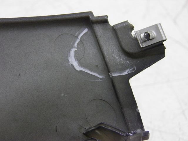 photo de Fiancata sinistra PIAGGIO X8 STREET 125 (2006 - 2007) - Zoom sullo stato d'uso