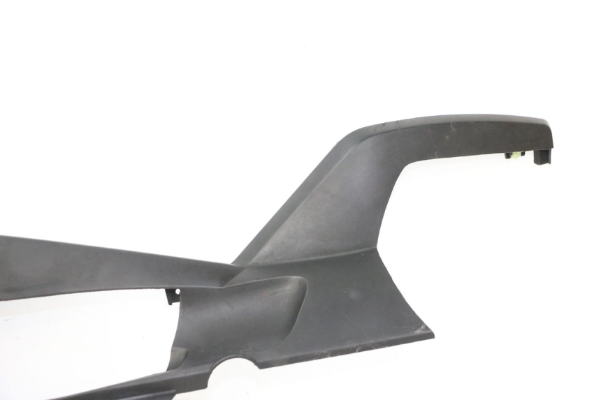 photo de SOTTOPEDANA SINISTRA PEUGEOT SATELIS COMPRESSOR K15 125 (2006 - 2009) - Altra vista dell'articolo