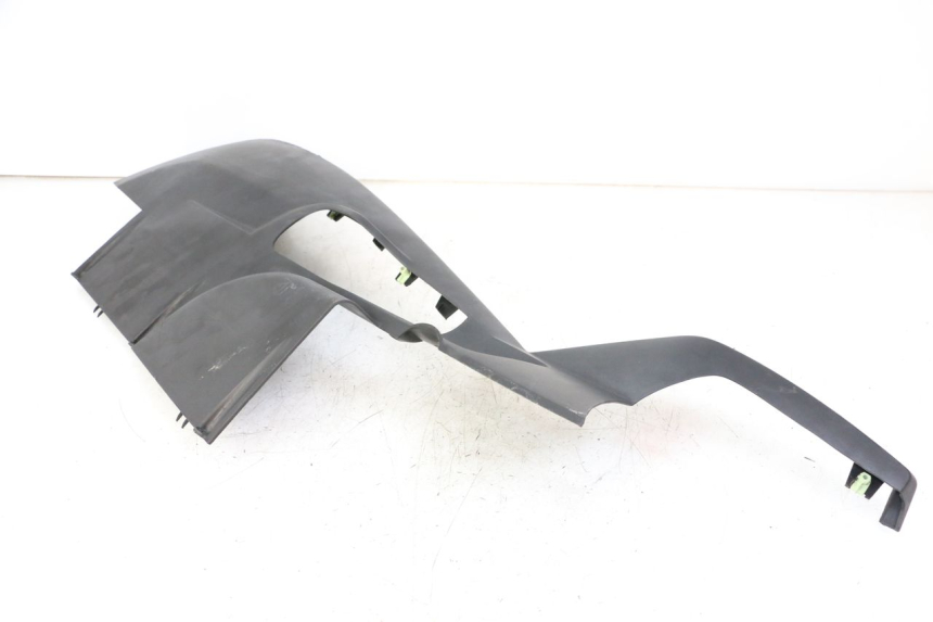 photo de SOTTOPEDANA SINISTRA PEUGEOT SATELIS COMPRESSOR K15 125 (2006 - 2009) - Vista d'insieme del prodotto