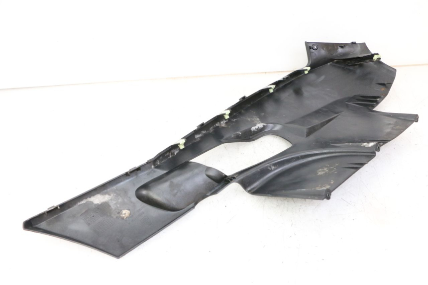 photo de SOTTOPEDANA SINISTRA PEUGEOT SATELIS 125 (2013 - 2018) - Altra angolazione