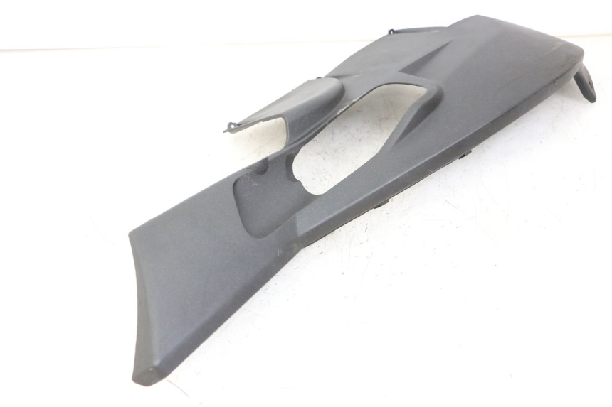 photo de SOTTOPEDANA SINISTRA PEUGEOT SATELIS 125 (2013 - 2018) - Primo piano tecnico