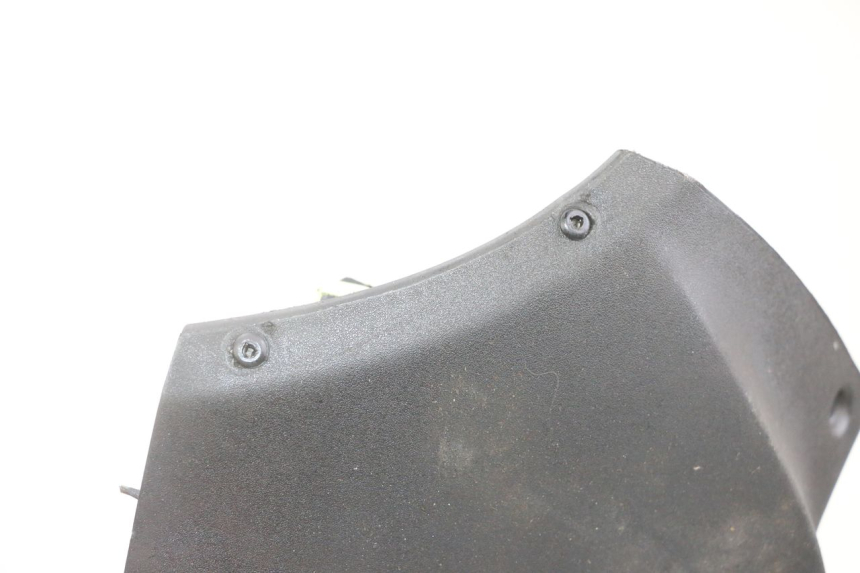 photo de SOTTOPEDANA SINISTRA PEUGEOT SATELIS 125 (2013 - 2018) - Zoom sullo stato d'uso