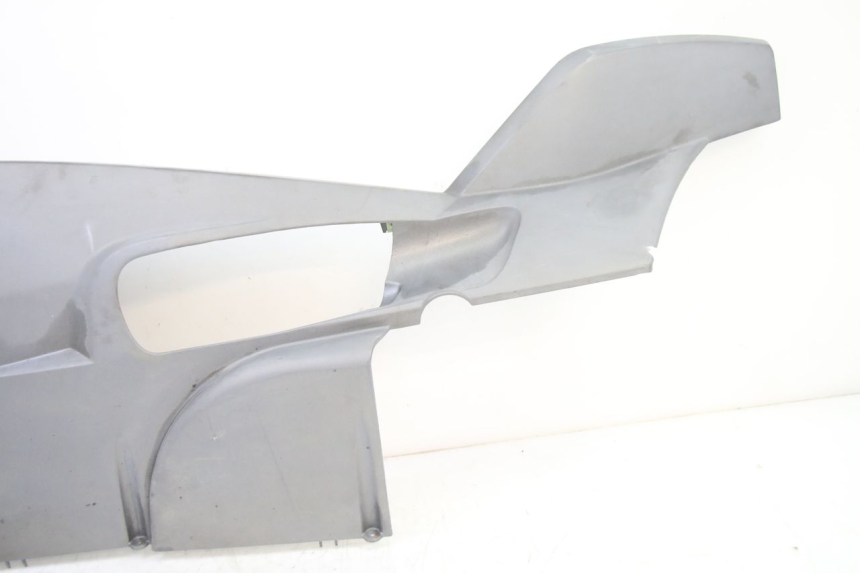 photo de SOTTOPEDANA SINISTRA PEUGEOT SATELIS 250 (2006 - 2012) - Zoom sullo stato d'uso