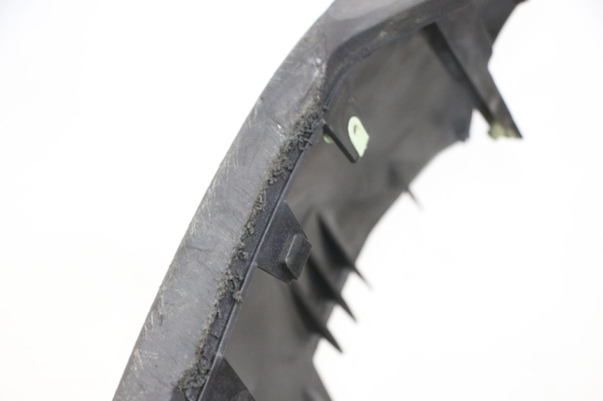 photo de SOTTOPEDANA SINISTRA PEUGEOT SATELIS 125 (2013 - 2018) - Dettaglio del componente