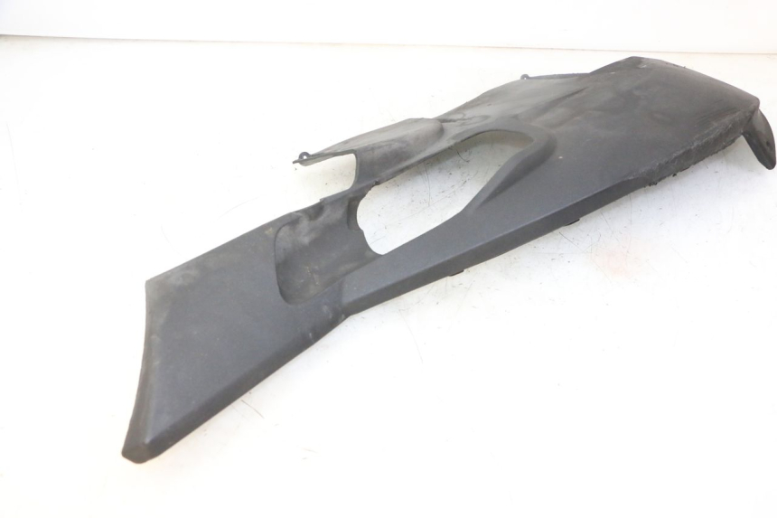 photo de SOTTOPEDANA SINISTRA PEUGEOT SATELIS 125 (2013 - 2018) - Stato della superficie e materiale