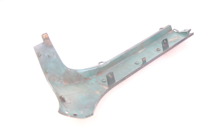 photo de BASSO DELLA SCATOLA SINISTRA PEUGEOT SV 125 (1991 - 1994) - Primo piano tecnico