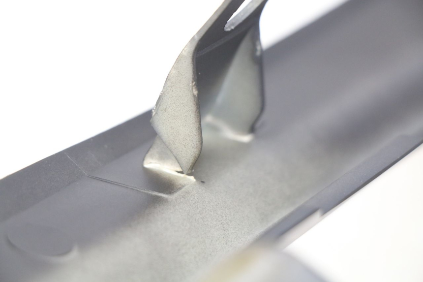 photo de BASSO DELLA SCATOLA SINISTRA APRILIA SXR 50 (2021 - 2023) - Primo piano tecnico