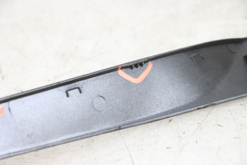 photo de SOTTOPEDANA SINISTRA YAMAHA TRICITY 300 (2020 - 2024) - Vista d'insieme del prodotto