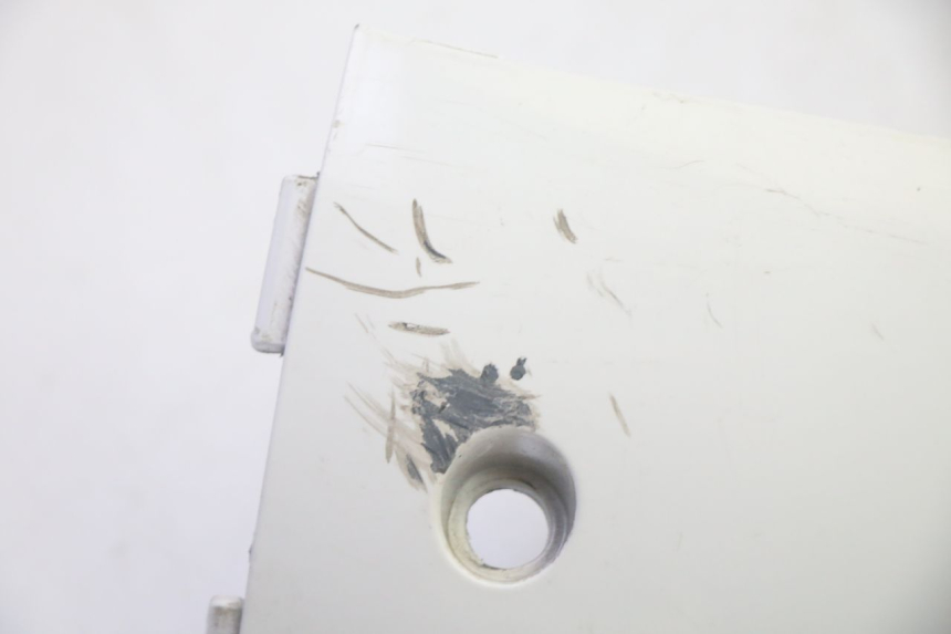 photo de SOTTOPEDANA SINISTRA PEUGEOT TWEET PRO EFI 4T 50 (2021 - 2022) - Altra angolazione