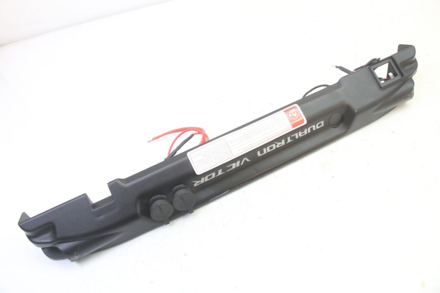 photo de PARTE INFERIORE SINISTRA DEL TELAIO DUALTRON VICTOR LIMITED 1 - Stato della superficie e materiale