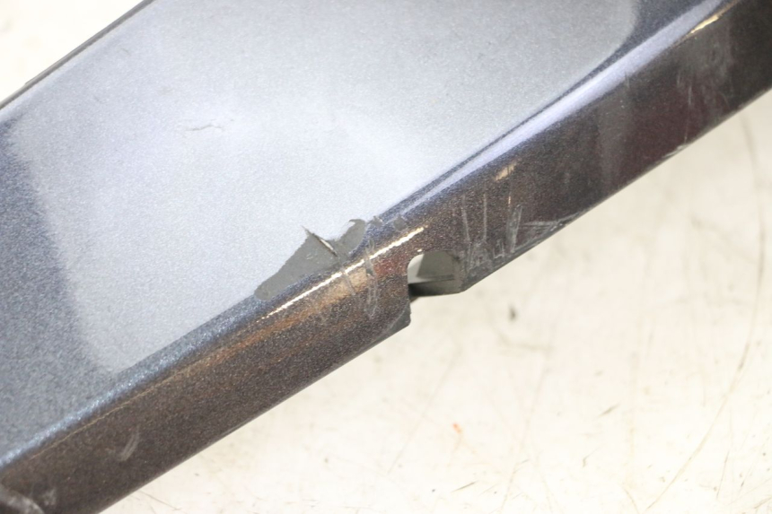 photo de Fiancata sinistra MBK WAAP 125 (2008 - 2013) - Stato della superficie e materiale