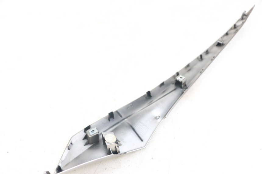 photo de BASSO DELLA SCATOLA SINISTRA YAMAHA XMAX X-MAX ABS 125 (2017 - 2020) - Vista d'insieme del prodotto