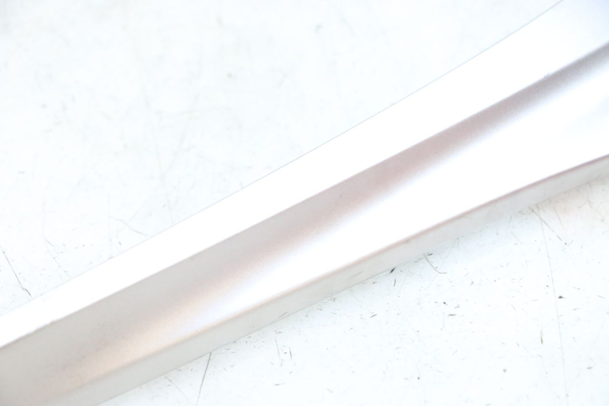 photo de BASSO DELLA SCATOLA SINISTRA YAMAHA XMAX X-MAX ABS 125 (2017 - 2020) - Ricambio usato controllato