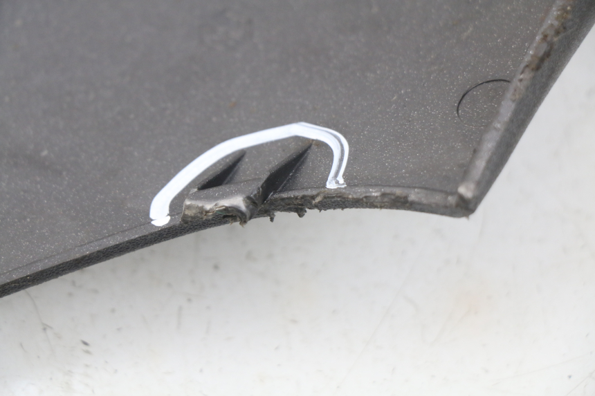 photo de Fiancata sinistra PIAGGIO X9 EVOLUTION 125 (2003 - 2007) - Zoom sullo stato d'uso