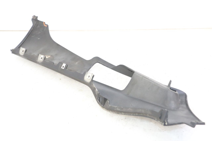 photo de BASSO DELLA SCATOLA SINISTRA PIAGGIO XEVO - X EVO 125 (2007 - 2017) - Primo piano tecnico