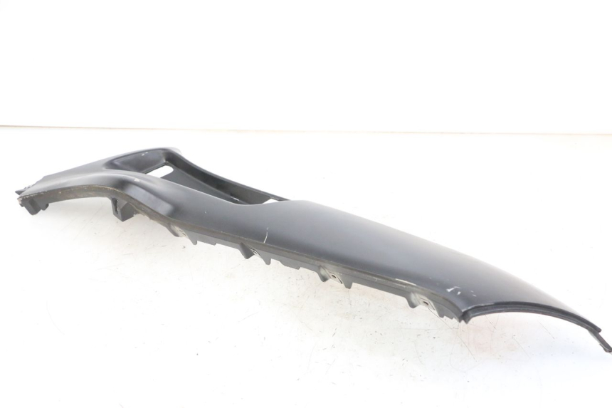 photo de BASSO DELLA SCATOLA SINISTRA PIAGGIO XEVO - X EVO 125 (2007 - 2017) - Dettagli dei punti di fissaggio