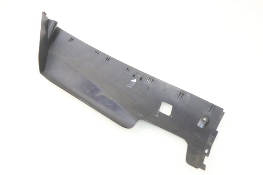 photo de Fiancata sinistra YAMAHA YP MAJESTY 125 (1998 - 2001) - Primo piano tecnico