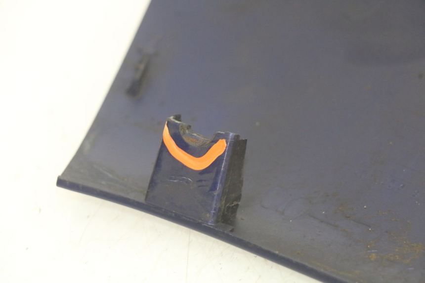 photo de BASSO DELLA SCATOLA SINISTRA YAMAHA YP MAJESTY 400 (2004 - 2008) - Caratteristiche distintive