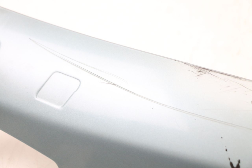 photo de Fiancata sinistra YAMAHA YP MAJESTY 125 (2002 - 2006) - Zoom sullo stato d'uso