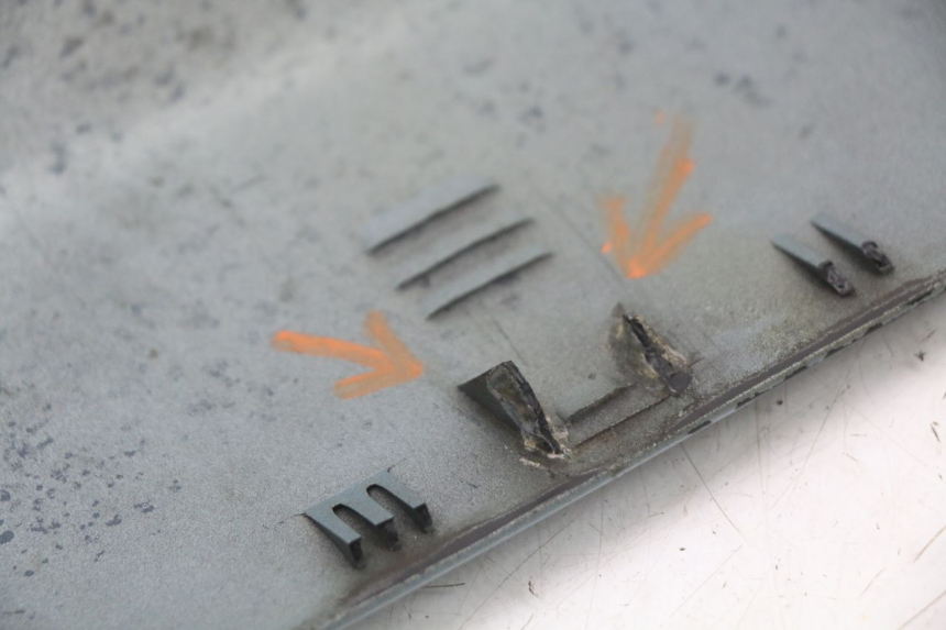 photo de Fiancata sinistra YAMAHA YP MAJESTY 125 (2002 - 2006) - Marcature e riferimenti originali