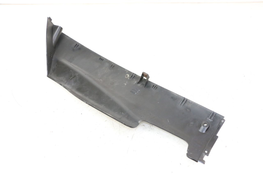 photo de Fiancata sinistra YAMAHA YP MAJESTY 125 (2007 - 2010) - Zoom sullo stato d'uso