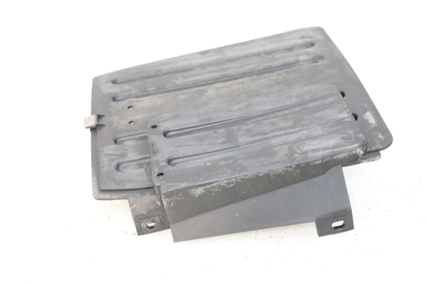 photo de SOTTOPEDANA DAELIM HISTORY 125 (2001 - 2002) - Zoom sullo stato d'uso