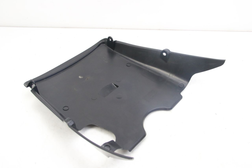 photo de FONDO SCATOLA SYM JET 4 4T 50 (2018 - 2021) - Zoom sui componenti