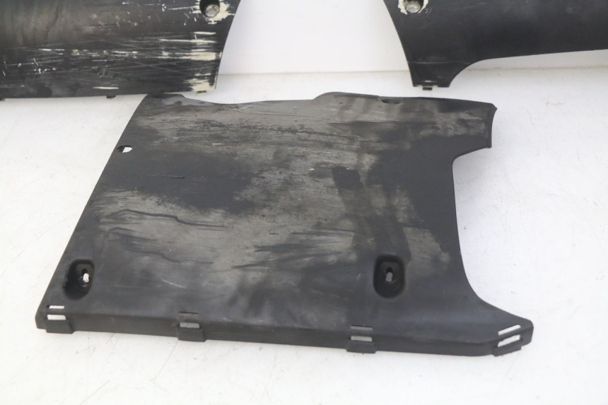 photo de FONDO CASSA PEUGEOT KISBEE 2T 50 (2010 - 2017) - Ricambio usato controllato