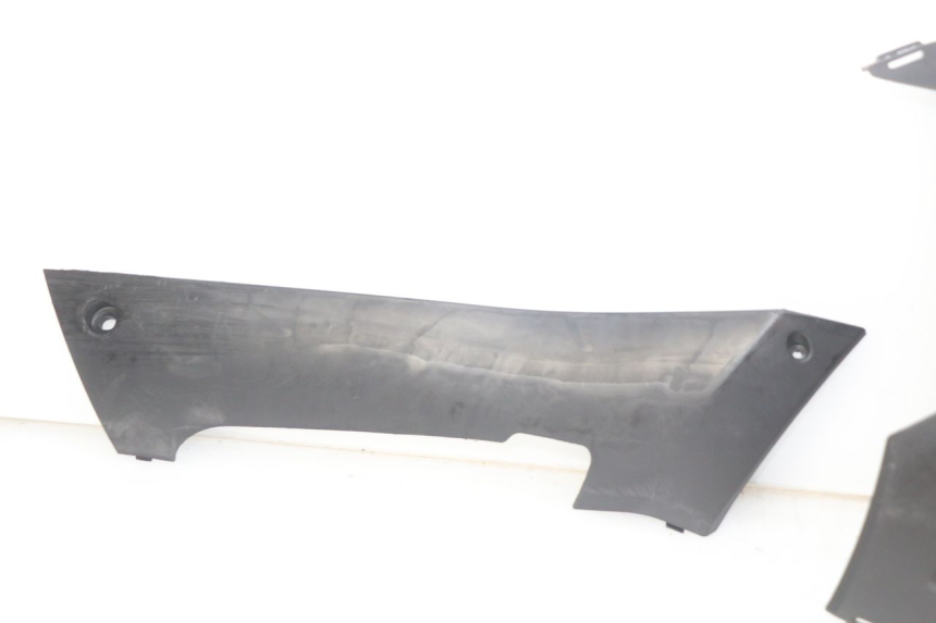 photo de FONDO CASSA PEUGEOT KISBEE 2T 50 (2010 - 2017) - Dettagli dei punti di fissaggio