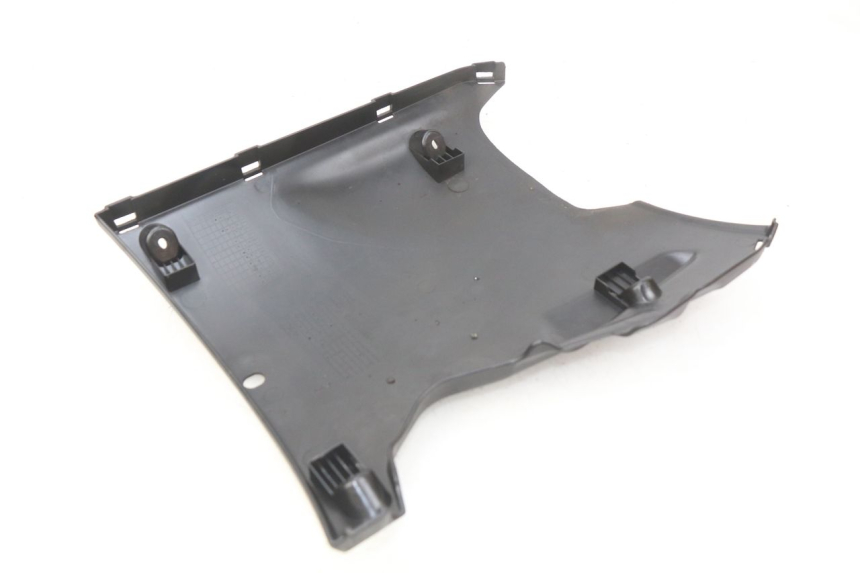 photo de FIANCHETTI INFERIORE PEUGEOT KISBEE 4T 50 (2018 - 2022) - Dettaglio del componente