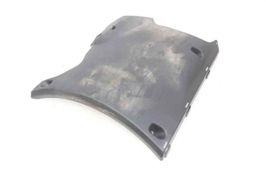 photo de FIANCHETTI INFERIORE PEUGEOT KISBEE 4T 50 (2018 - 2022) - Altra angolazione