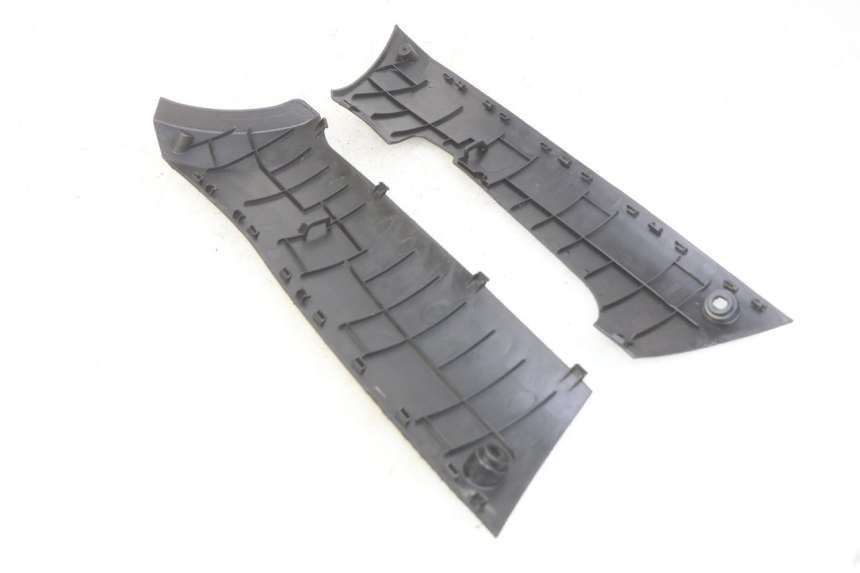 photo de FIANCHETTI INFERIORE PEUGEOT KISBEE 4T 50 (2018 - 2022) - Vista d'insieme del prodotto