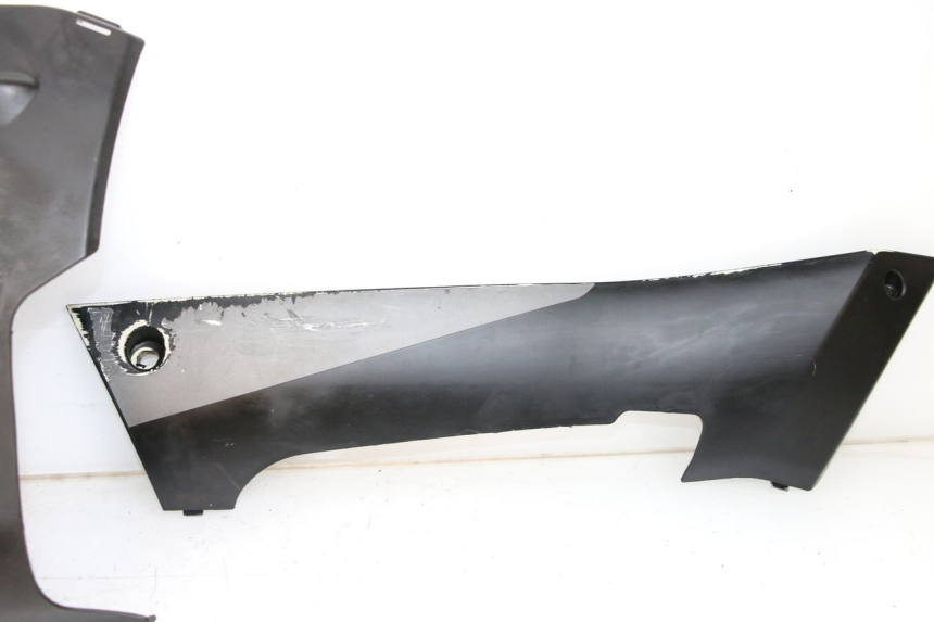 photo de FIANCHETTI INFERIORE PEUGEOT KISBEE 4T 50 (2018 - 2022) - Dettagli dei punti di fissaggio