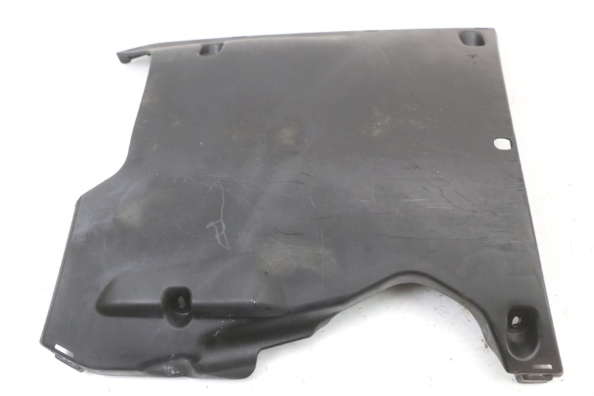 photo de FIANCHETTI INFERIORE PEUGEOT KISBEE 4T 50 (2018 - 2022) - Vista d'insieme del prodotto